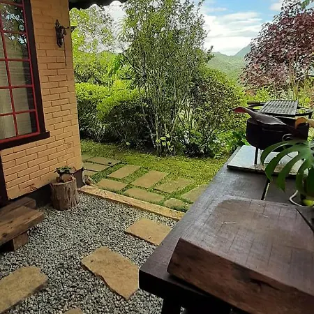 Chale Pakere Montanha: Mountain Retreat with Fireplace and Natural Spring Lumiar Exterior photo