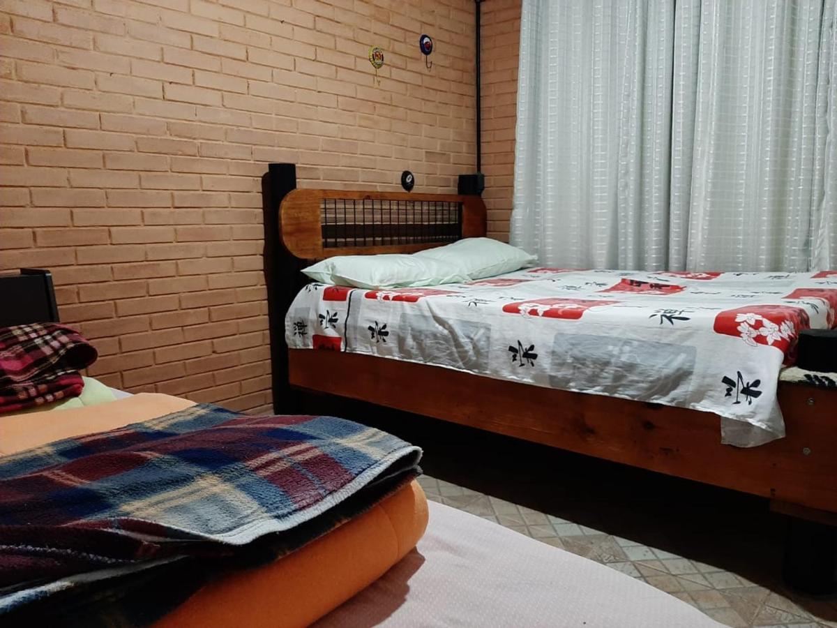 Chale Pakere Montanha: Mountain Retreat With Fireplace And Natural Spring *