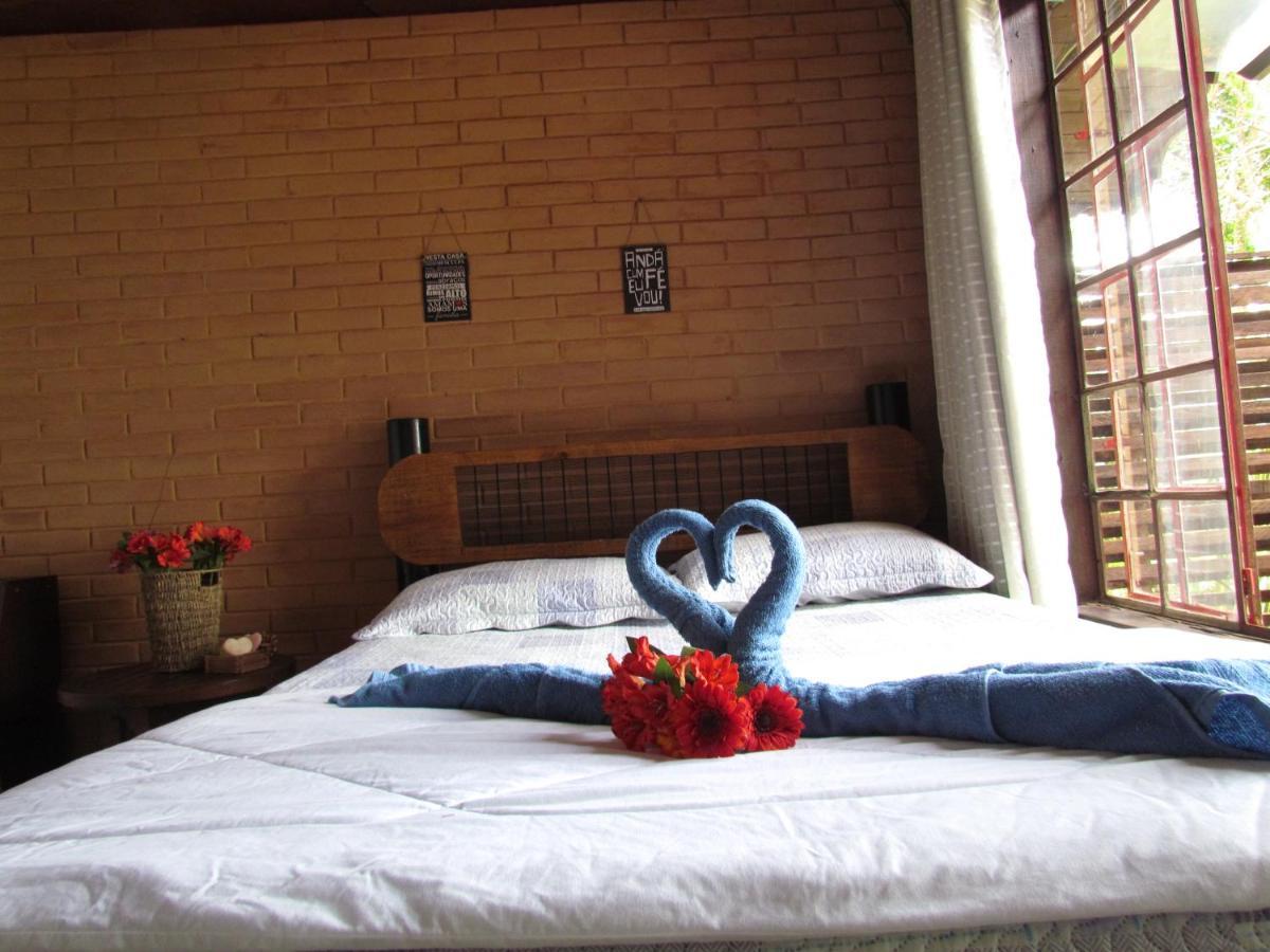 Chale Pakere Montanha: Mountain Retreat With Fireplace And Natural Spring * Lumiar