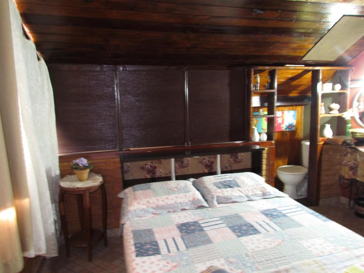 Chale Pakere Montanha: Mountain Retreat With Fireplace And Natural Spring Chalet *