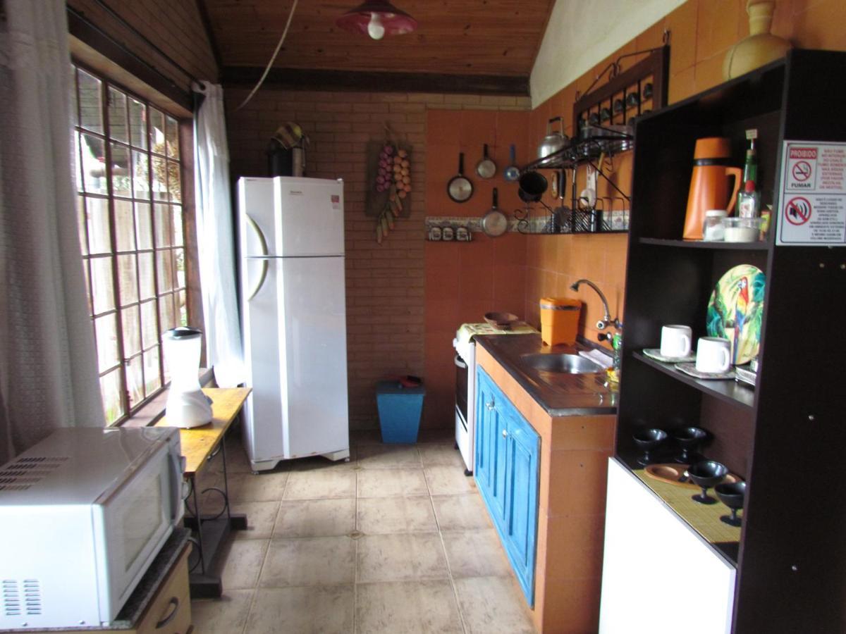 Chale Pakere Montanha: Mountain Retreat With Fireplace And Natural Spring *