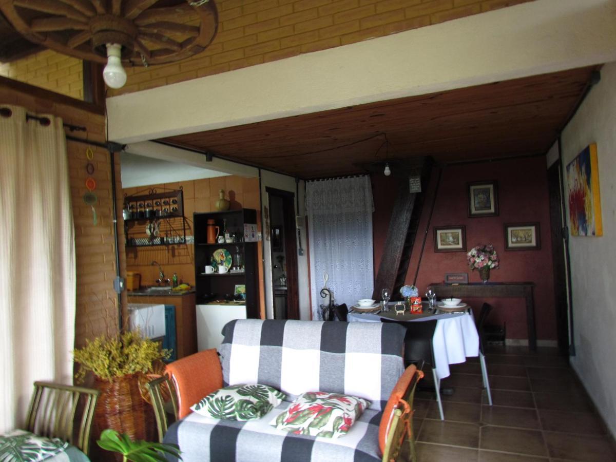 Chale Pakere Montanha: Mountain Retreat With Fireplace And Natural Spring * Lumiar